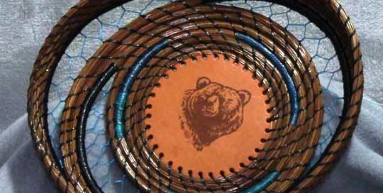 Pine Needle Basket (bear)